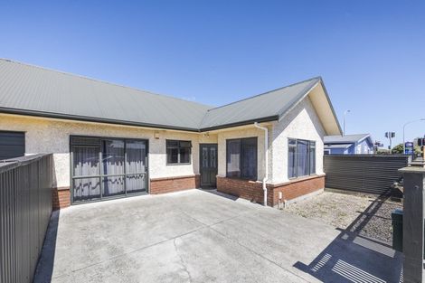 Photo of property in 28 Vogel Street, Roslyn, Palmerston North, 4414