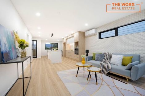 Photo of property in 114c Carnoustie Drive, Wattle Downs, Auckland, 2103