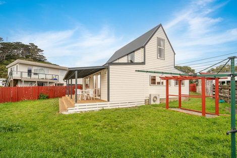 Photo of property in 3 Glamorgan Street, Northland, Wellington, 6012