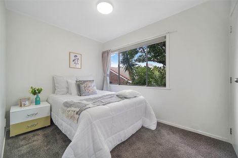 Photo of property in 1/736 Mount Eden Road, Mount Eden, Auckland, 1024