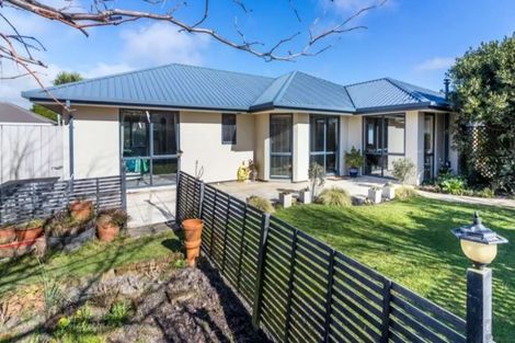 Photo of property in 800 Main North Road, Belfast, Christchurch, 8051