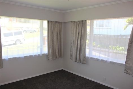 Photo of property in 11 Breton Grove, Kingston, Wellington, 6021