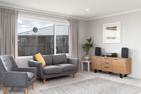 Photo of property in 14 Mervyn Brown Place, Solway, Masterton, 5810