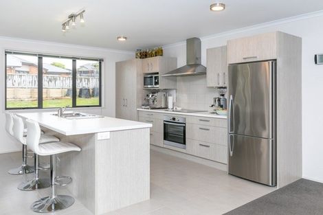 Photo of property in 8 Max Landing, Grandview Heights, Hamilton, 3200