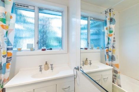 Photo of property in 8 Westcott Street, Dallington, Christchurch, 8061