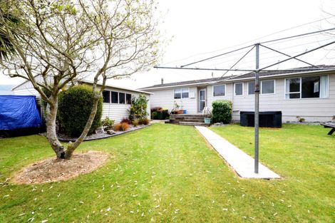 Photo of property in 195 Queen Street, Waimate, 7924