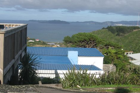 Photo of property in 7a Titiro Moana Road, Korokoro, Lower Hutt, 5012