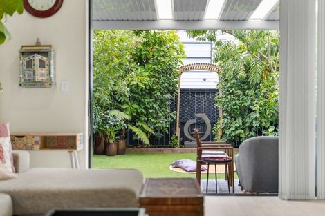 Photo of property in 21 Grey Warbler Road, Hobsonville, Auckland, 0616