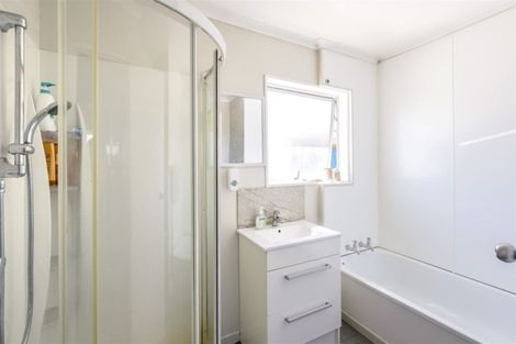 Photo of property in 35 Solway Street, Levin, 5510