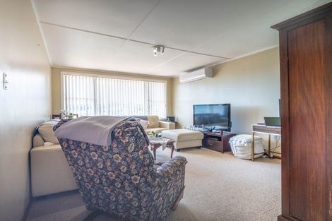 Photo of property in 19 Mcinnes Avenue, Te Kamo, Whangarei, 0112