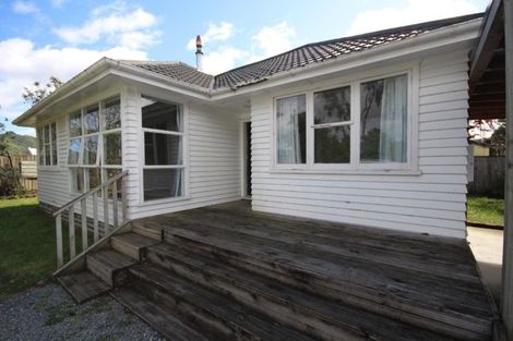 Photo of property in 5a Mangaroa Hill Road, Clouston Park, Upper Hutt, 5018