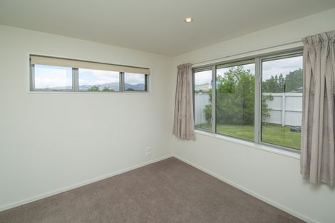 Photo of property in 18 Munich Place, Bromley, Christchurch, 8062