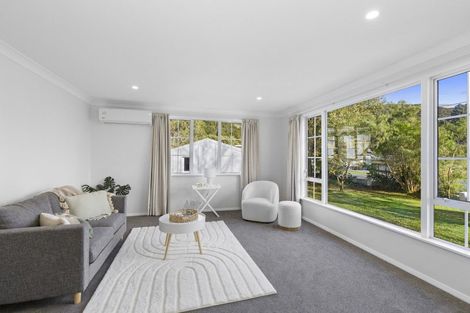 Photo of property in 117 Horoeka Street, Stokes Valley, Lower Hutt, 5019