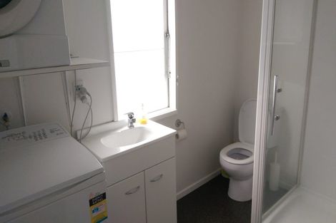 Photo of property in 50 Te Wharepouri Street, Berhampore, Wellington, 6023