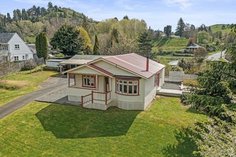 Photo of property in 161 Hautapu Street, Taihape, 4720