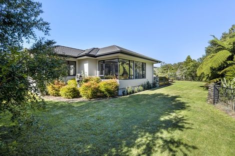 Photo of property in 227 Heta Road, Merrilands, New Plymouth, 4312