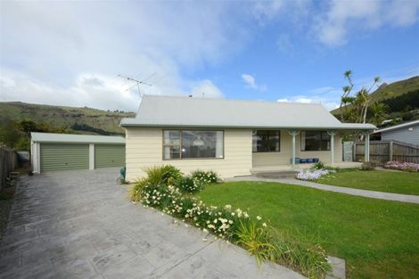 Photo of property in 12 Stedley Place, Heathcote Valley, Christchurch, 8022