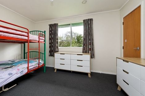 Photo of property in 20 Serwayne Place, Sunnyvale, Auckland, 0612