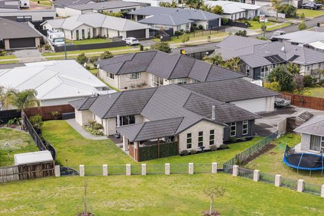 Photo of property in 133 The Boulevard, Papamoa Beach, Papamoa, 3118