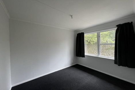 Photo of property in 17 Amundsen Grove, Stokes Valley, Lower Hutt, 5019