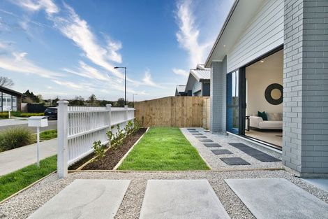 Photo of property in 24 Babina Avenue, Kumeu, 0810
