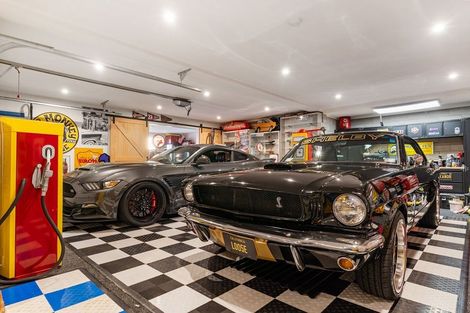 Photo of property in 5 Poaka Place, Beach Haven, Auckland, 0626