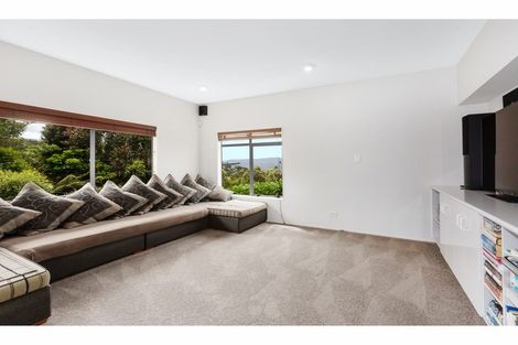 Photo of property in 15 George Gee Drive, Korokoro, Lower Hutt, 5012