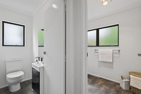 Photo of property in 327 Awai Road, Tarurutangi, New Plymouth, 4372