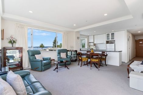 Photo of property in 18/12 Maunganui Road, Mount Maunganui, 3116