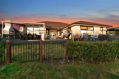 Photo of property in 9 Senecio Way, Papamoa Beach, Papamoa, 3118