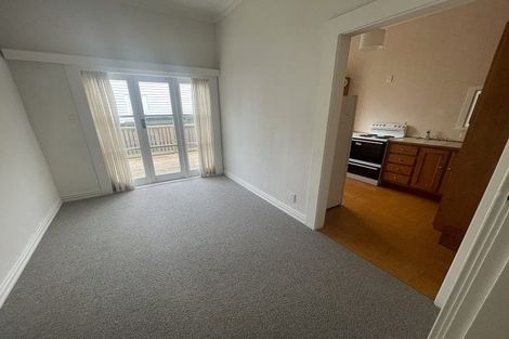 Photo of property in 1 North Avenue, Narrow Neck, Auckland, 0624