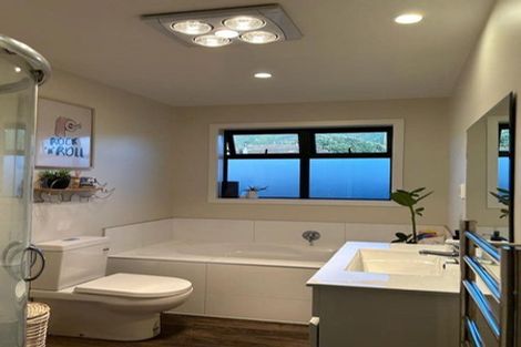 Photo of property in 12 Atiawa Crescent, Waiwhetu, Lower Hutt, 5010