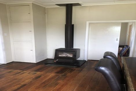 Photo of property in 14 Moore Avenue, Tawhero, Whanganui, 4501