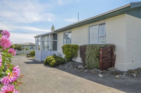 Photo of property in 75 Edinburgh Crescent, Waikiwi, Invercargill, 9810