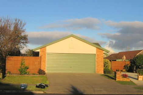 Photo of property in 56 Burswood Drive, Burswood, Auckland, 2013