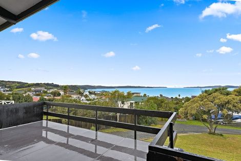 Photo of property in 19 Kotuku Place, Snells Beach, 0920