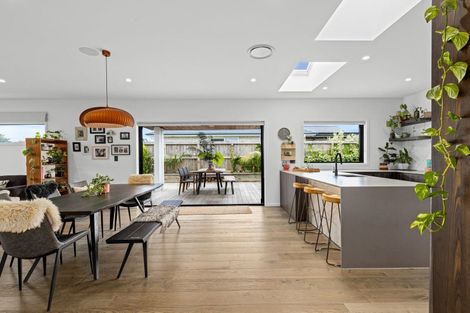 Photo of property in 27 Dawson Road, Snells Beach, 0920