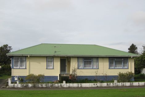 Photo of property in 22 Browne Street, Waitara, 4320