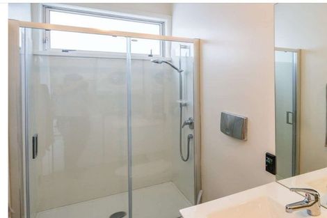 Photo of property in 14 Hanson Street, Mount Cook, Wellington, 6021