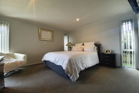 Photo of property in 61 Sunningdale Street, Wattle Downs, Auckland, 2103