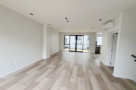 Photo of property in 677f Sandringham Road, Sandringham, Auckland, 1025