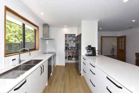 Photo of property in 4 Harlech Mews, Avonhead, Christchurch, 8042