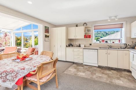 Photo of property in 2/20 Gunns Crescent, Cashmere, Christchurch, 8022