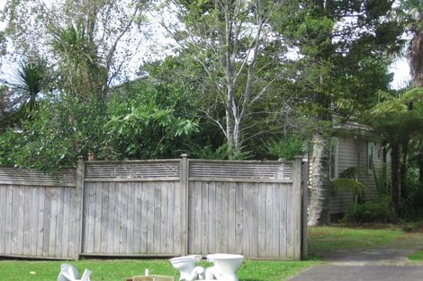 Photo of property in 156 Atkinson Road, Titirangi, Auckland, 0604
