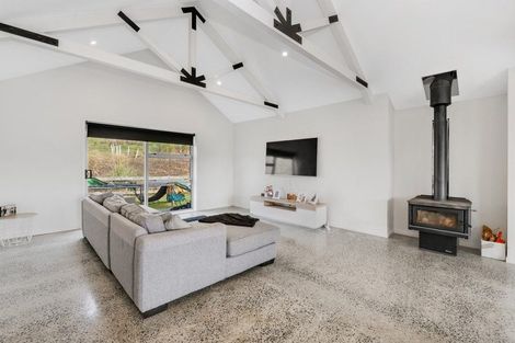 Photo of property in 2265 South Head Road, South Head, Helensville, 0874