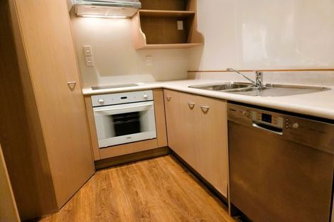 Photo of property in 14 Marina View, Paremata, Porirua, 5026