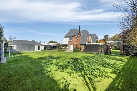 Photo of property in 28 Browns Road, St Albans, Christchurch, 8014