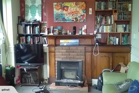 Photo of property in 20 Athol Place, Ravensbourne, Dunedin, 9022