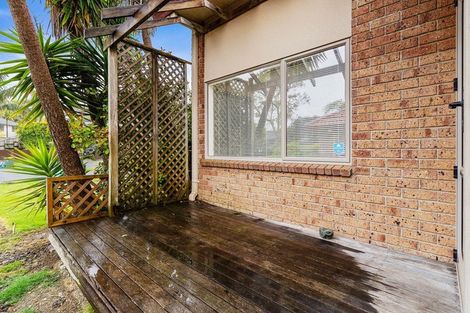 Photo of property in 1/40 Esther Place, Red Beach, 0932