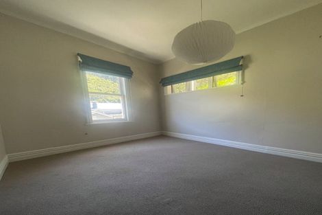 Photo of property in 16 Glenbervie Terrace, Thorndon, Wellington, 6011